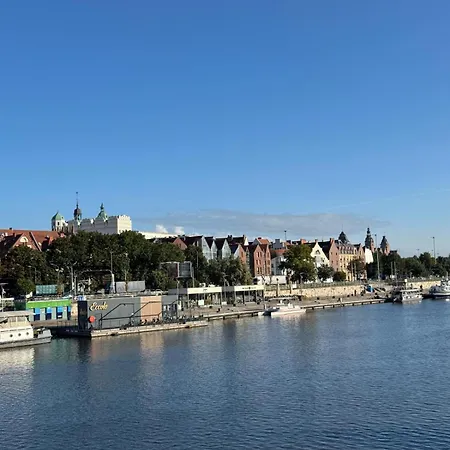 Przystan アパート