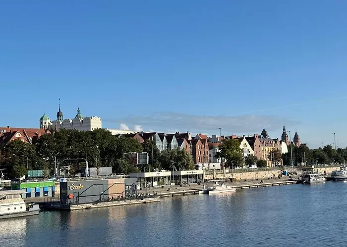 Przystan アパート